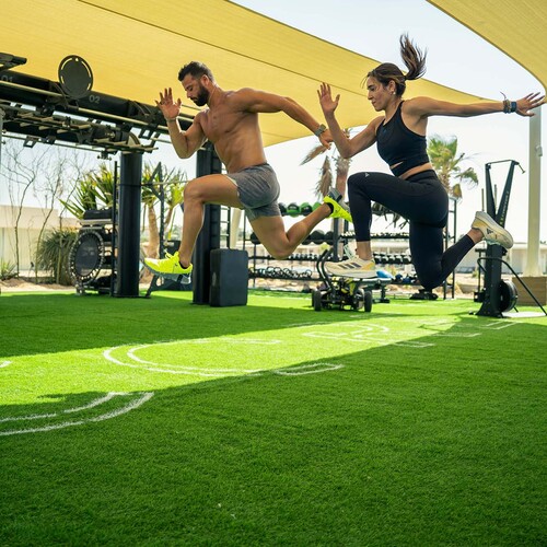 CORE White - Lifestyle