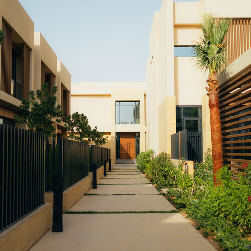 DISTRICT 34 - Exterior